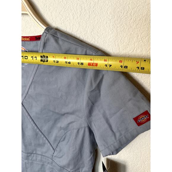 NWT Dickies Women’s XS Gray Scrub Top – EDS Signature V-Neck – Medical Uniform - Picture 10 of 12